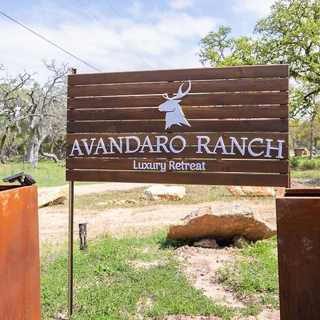 Romantic Luxury Retreat Hot Cold Pool & Sauna Wimberley Eksteriør bilde