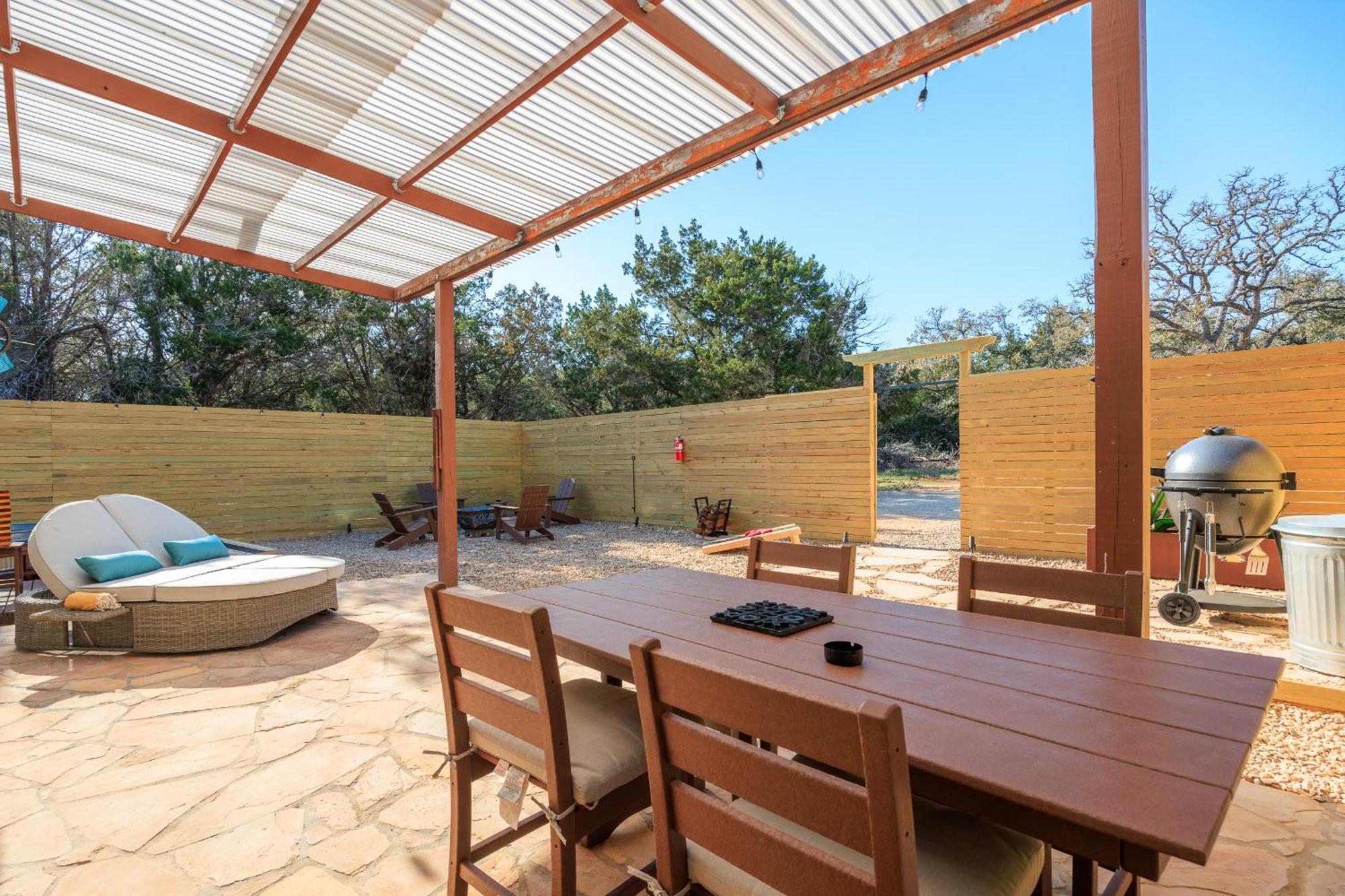 Romantic Luxury Retreat Hot Cold Pool & Sauna Wimberley Eksteriør bilde