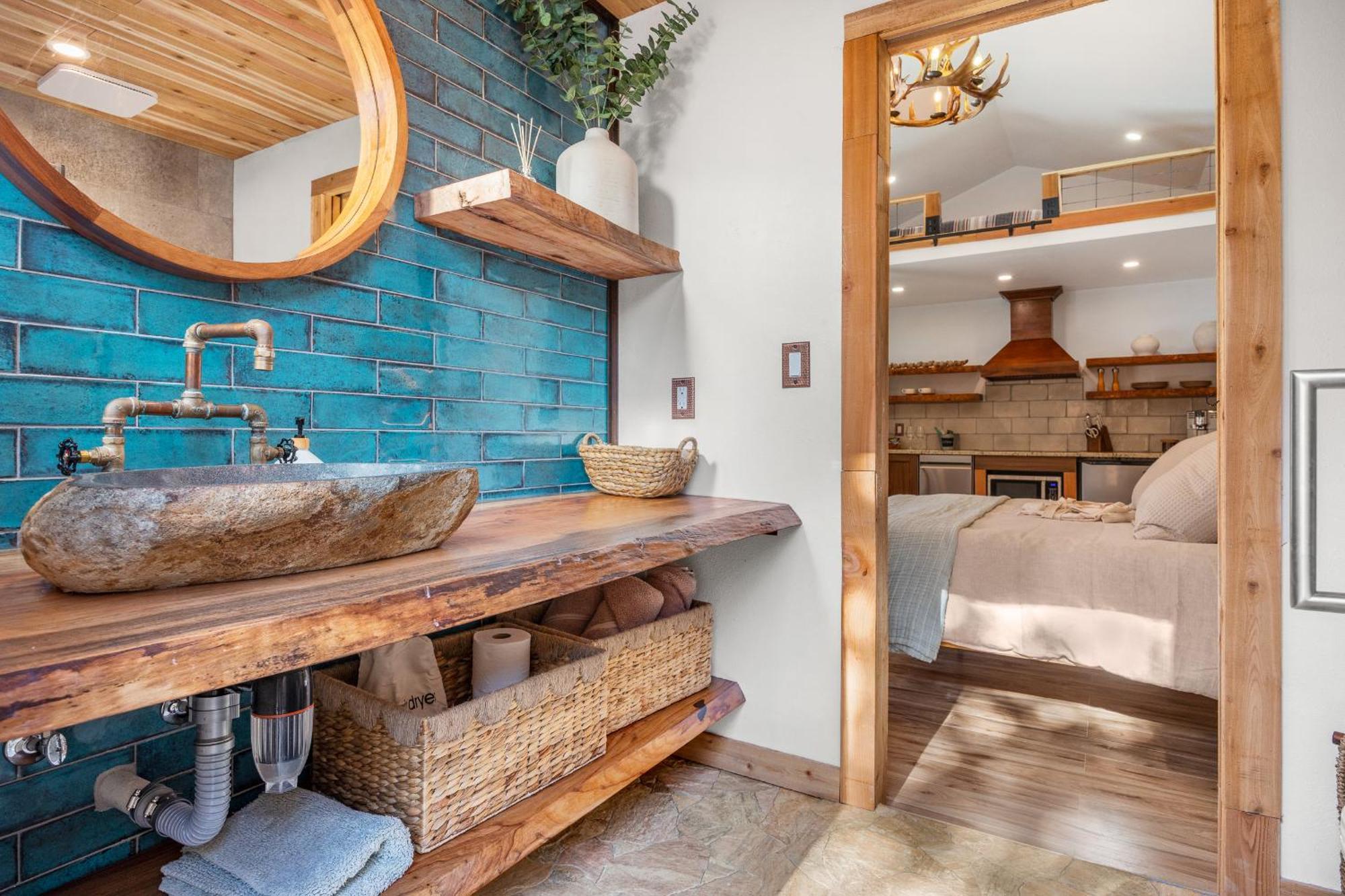 Romantic Luxury Retreat Hot Cold Pool & Sauna Wimberley Eksteriør bilde
