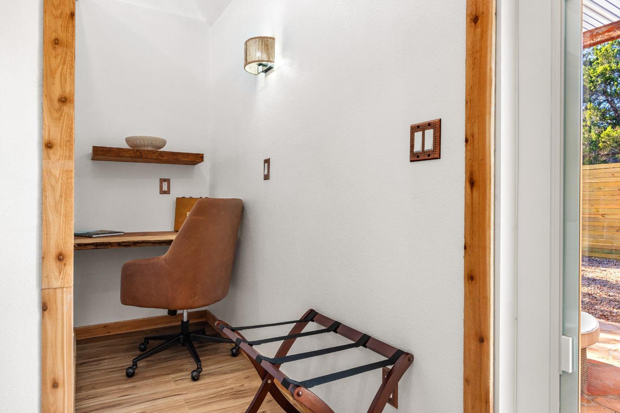 Romantic Luxury Retreat Hot Cold Pool & Sauna Wimberley Eksteriør bilde